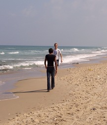Hen & Ariel 5a38cf84ef1c4.jpg