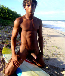 Edmilson 5a3a00b3aa72e.jpg