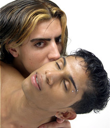Gal & Hen 5a3a025148514.jpg