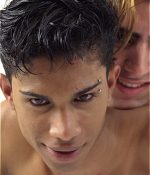 Gal & Hen 5a3a0253b92eb.jpg