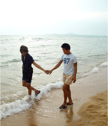 Lee & Jo 5a3bd89508cf9.jpg