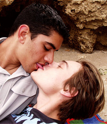 Ariel & Idan 5a3e2330c806b.jpg