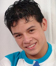 Alejandro 1 5a4f458c28781.jpg