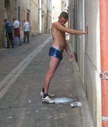 Pissing Boys 5a54ad59a51d6.jpg