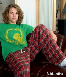 Richie 3 5a54b22ea9a95.jpg