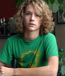 Richie 3 5a54b2400d853.jpg