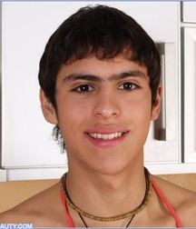 ADRIANO 5a5f1d3a0f676.jpg