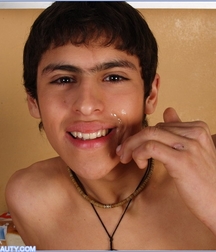 ADRIANO 5a5f1dc5ba8f1.jpg