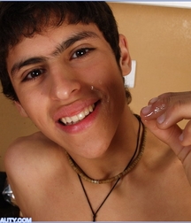 ADRIANO 5a5f1dc9b4b4e.jpg