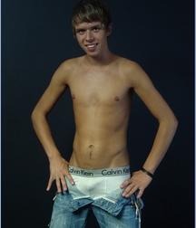 CHRISTIAN M 5a604793250ee.jpg
