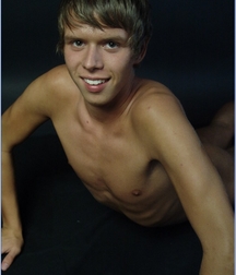 CHRISTIAN M 5a6047dc6eb0e.jpg