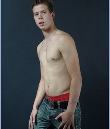 DOMINIK 5a604a0ddf210.jpg
