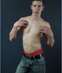 DOMINIK 5a604a0f185af.jpg