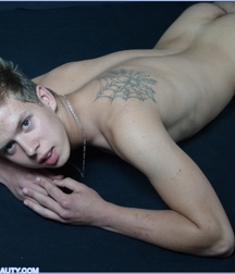 DOMINIK 5a604a4ca0c48.jpg