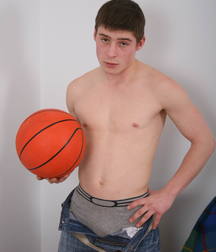 Filip 5a800f2bd6b6d.jpg