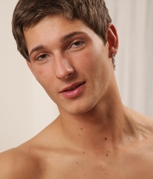 Frank 5a8015346040f.jpg