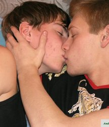 Klark and Andrew 5a854b849a72c.jpg