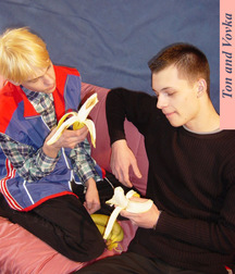 Ton and Vovka 5a854c9c646c8.jpg