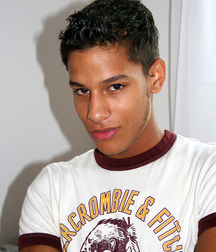 DuB_Aaron-01-02 5aa50d6f5ecbb.jpg