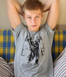 Cute model Dragan 5867cc00e70ef.jpg
