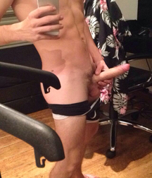 Cute Guys 58eed64063345.jpg