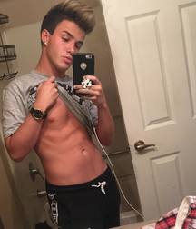 Social Guys 59053844c2e0f.jpg