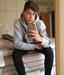Social Guys 5905387b368fb.jpg
