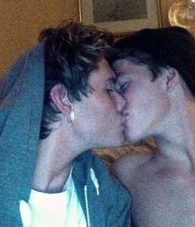 TOGETHER IS BEAUTIFUL 5906995bbe8bd.jpg
