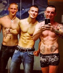 Shirtless and Sexy  5917597d2f55f.jpg