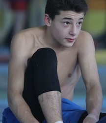 Shirtless and Sexy  591759ec8b35c.jpg