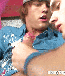 Hot Guys -- Hot Action 5af85786379f7.gif