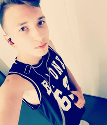 My favourite kind of boys ... 5c7871184c0be.jpg