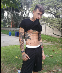 My favourite kind of boys ... 5c7871b858842.png