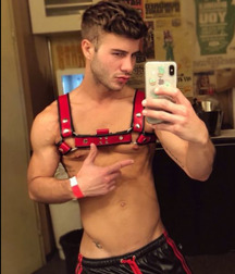 My favourite kind of boys ... 5c7871c17c6bd.jpg