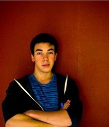 Horny  looks (no nude 01) 5d4cc24957928.jpg