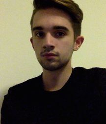 Horny  looks (no nude 01) 5d4cc253624ae.jpg