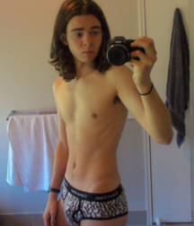 All types of selfies 5d233dc7aa9e1.png