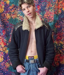 Sexy Boy gay tube show 5ee115fe7ba39.jpg