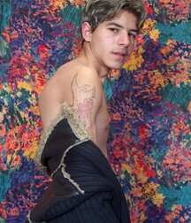 Sexy Boy gay tube show 5ee116126bf9f.jpg