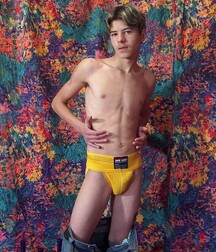 Sexy Boy gay tube show 5ee1164693115.jpg