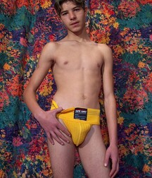 Sexy Boy gay tube show 5ee1165616d98.jpg