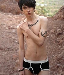 Shirtless not nude twinks 5eeafe71c4bfd.jpg