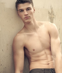 Shirtless not nude twinks 5eeafea1260d2.jpg