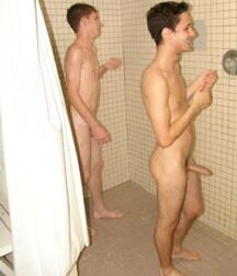 Mixed Nudes - Bathroom , Beach, Lockerroom and Shower 5f08a3b20d46b.jpg