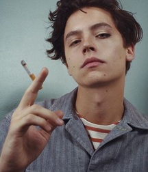 Cole Sprouse 5b50015ed90d4.jpg