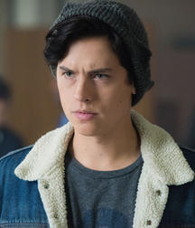 Cole Sprouse 5b50017ebb0ed.jpg