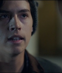 Cole Sprouse 5b5001f413c4a.jpg