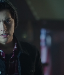 Cole Sprouse 5b50020ad4efc.jpg