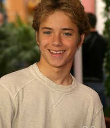 Jeremy Sumpter 5b50031714b09.jpg