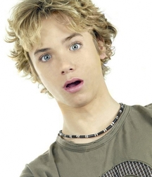 Jeremy Sumpter 5b50035721617.jpg